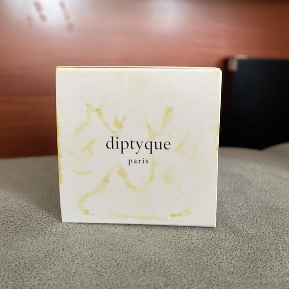 Diptyque candles $50/ 70g - Picture 3 of 3